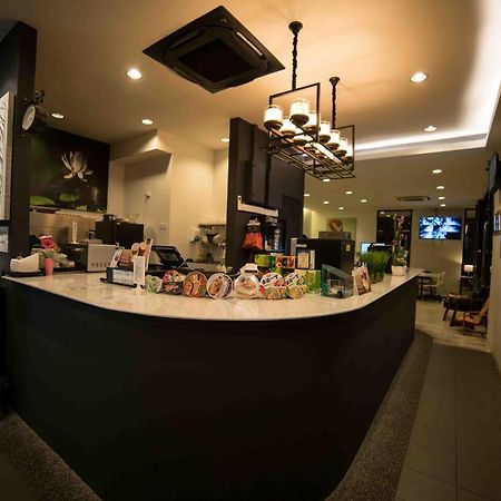 Bizz Hotel Puchong Eksteriør billede
